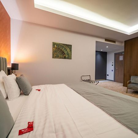 Atlas Hotel Тимишоара Экстерьер фото