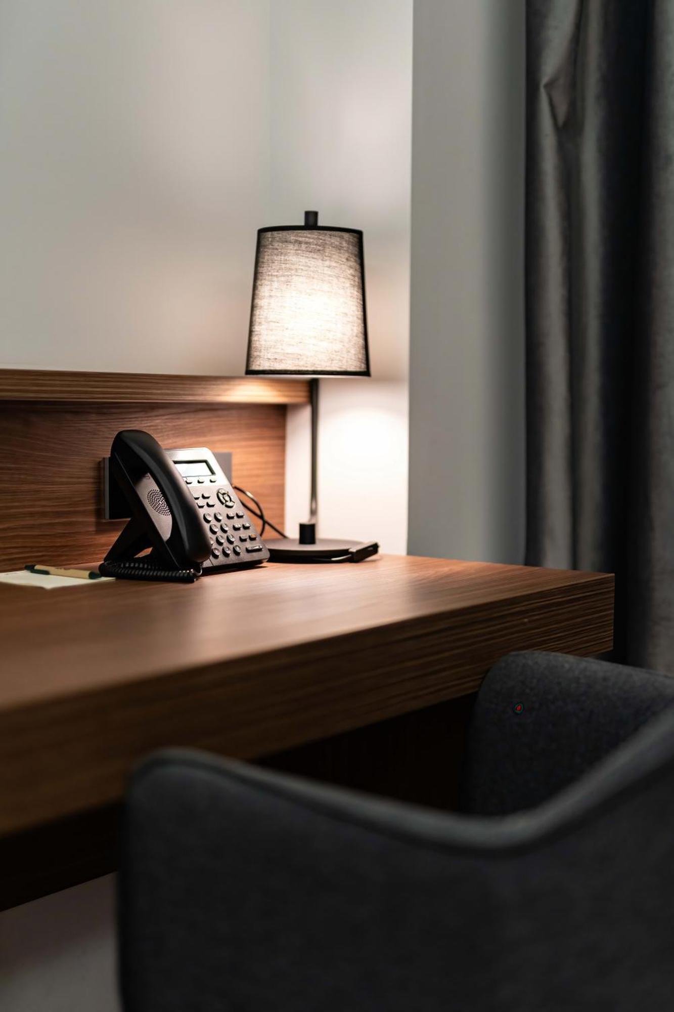 Atlas Hotel Тимишоара Экстерьер фото