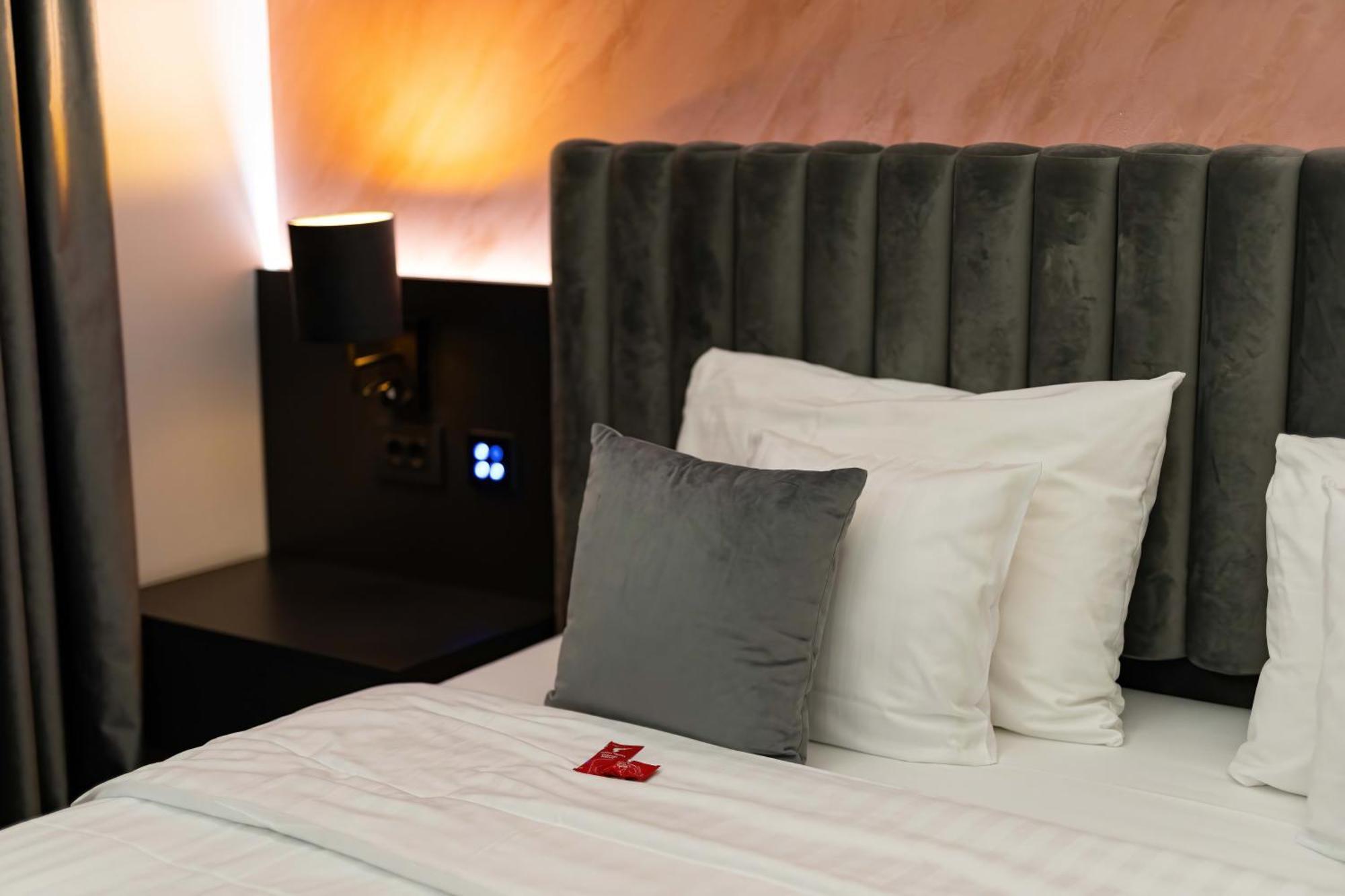 Atlas Hotel Тимишоара Экстерьер фото