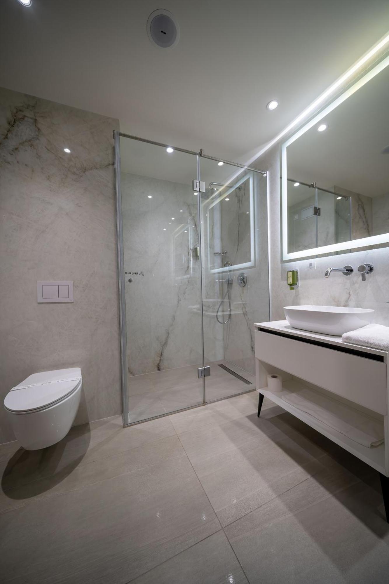 Atlas Hotel Тимишоара Экстерьер фото